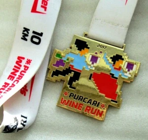 MOLDAU Sportmedaille für den 10km Marathon WEINLAUF PURCARI Moldawien 2017 RAR - Bild 1 von 6