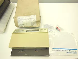 Termostato bomba de calor York T8611R 1018 24VAC una sola etapa - Imagen 1 de 4
