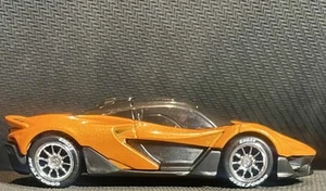 2025 Hot Wheels McLaren W1 CUSTOM Wheel & Tire Real Riders - Picture 1 of 5