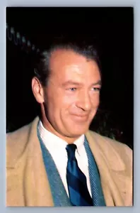 Postcard Vtg Famous Celebrity People Gary Cooper Actor - Picture 1 of 2