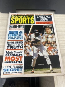 Willie Mays Cover Mickey Mantle Complete Sports Baseball Magazine Spring 1965 - Picture 1 of 3