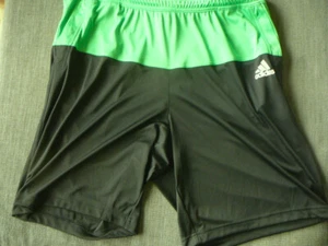 Tennisshort Adidas Edge Bermuda,neu,schwarz/grün, XL - Bild 1 von 2