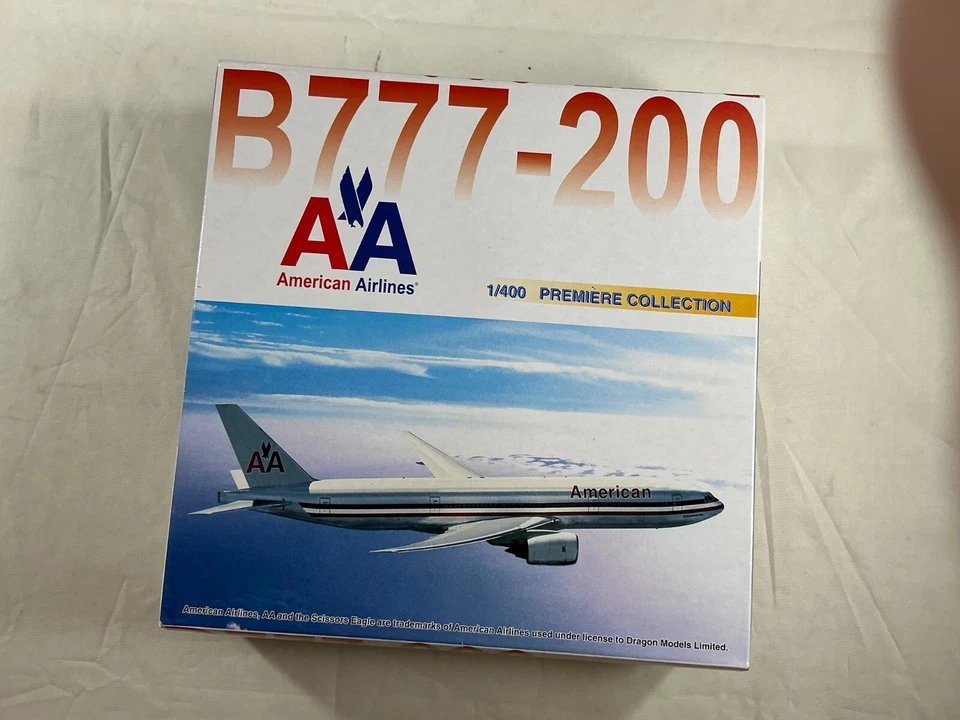 Литой авиалайнер Dragon Wings 55022 1:400 American Airlines Boeing 777-200 - Изображение 1 из 1