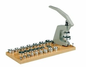 Set di strumenti per riparazione orologi 5500 A 25 pezzi fustelle pressa per montaggio cristalli orologio cassa&&& - Foto 1 di 2