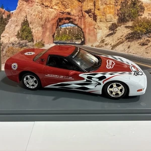 2000 Lemans Pace Car Dealer Promo Model 1/25 Revell C5 Plastic - Picture 1 of 12