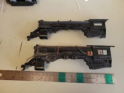 American Flyer Prewar O Gauge 423 Die Cast Steam Locomotive Shell Parts Left 1/2 - Image 1 of 4