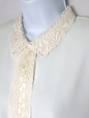 Blusa KATHY CHE Crochet Encaje Ribete Semi Transparente Gasa Marfil De Colección Para Mujer 12 Foto 1 de 4