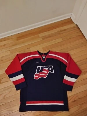 Team USA Vintage Nike Team 2002 Olympic Hockey Jersey Youth Size L (16/18) - Image 1 of 4