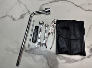 1999 2000 2001 2002 2003 LEXUS RX300 COMPLETE TOOL SET+TIRE WRENCH  OEM #01 - Picture 1 of 4