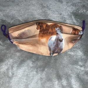 One Size Fabric Washable Reversible Face Mask Wild Horse Mustang Print Brown - Picture 1 of 4
