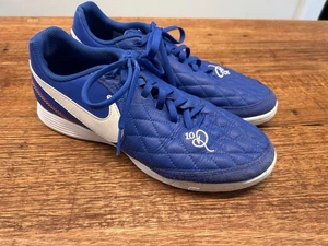 Nike Tiempo R10 Ronaldinho Dois TF Soccer Shoes Size 8.5 Indoor Futbol blue - Picture 1 of 10