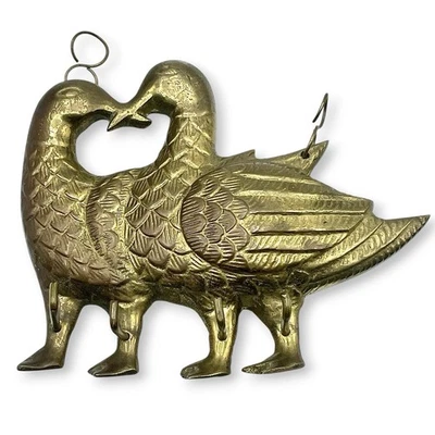 MCM Sólido LATÓN PÁJAROS Gancho de Pared Soporte Llaves Correa Sombrero Abrigo Cisnes Gansos Patos Usado en Excelente Condición Foto 1 de 4