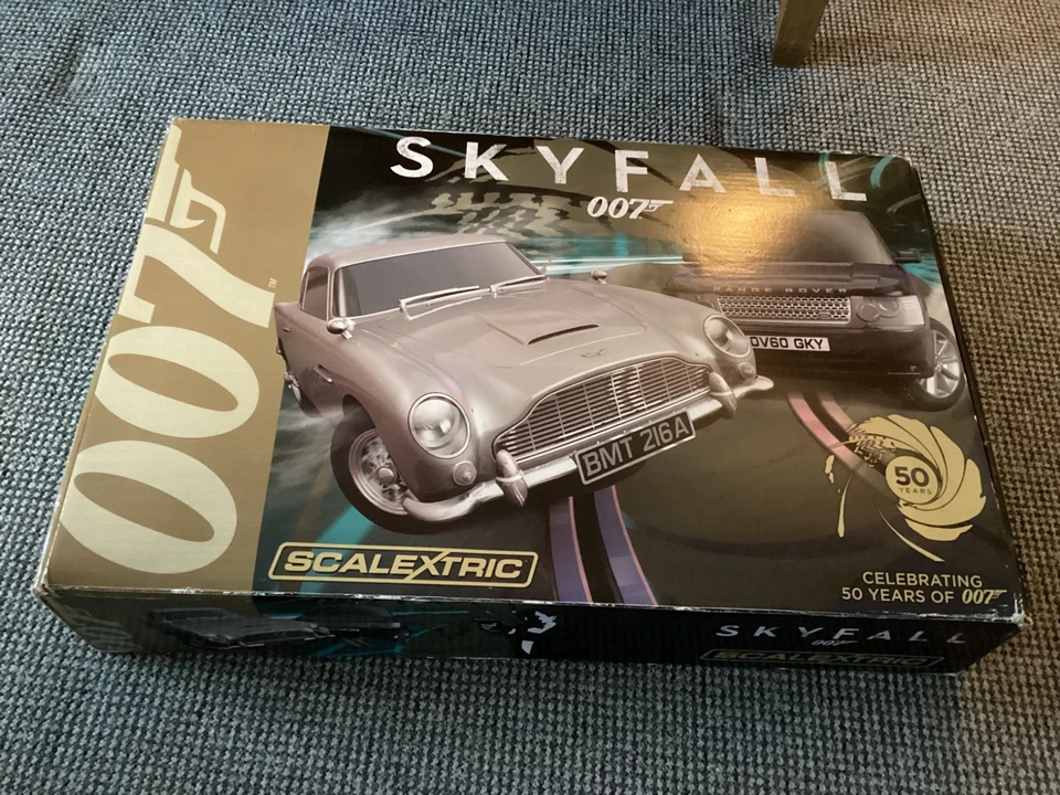 Scalextric James Bond 007 Skyfall Set - Image 1 of 4