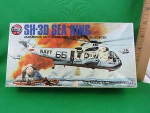 Airfix - SH-3D Sea King Model Kit - Picture 1 of 9