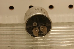 332 Niehoff Flasher 12 V 2 pines para lámparas 3-32CP, envío gratuito a EE. UU. ~` - Imagen 1 de 3