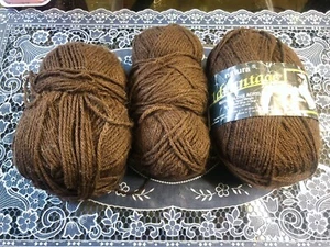NATURA ADVANTAGE - 3 Skeins - 100% Deluxe Acrylic 3-ply Sport Yarn - MAHOGANY - Picture 1 of 6