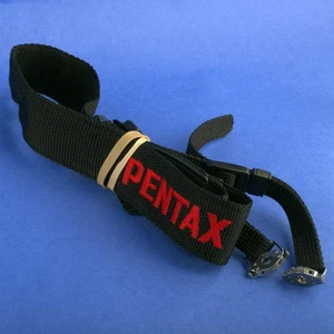 Pentax 67 and 67 II Strap with Lugs - Picture 1 of 1