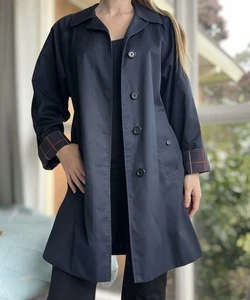 Burberrys vintage trench coat , navy red check. Authentic. - Picture 1 of 11