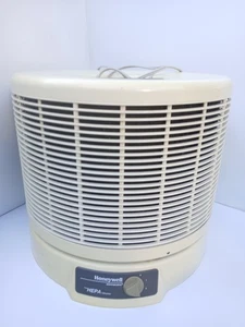 Purificatore d'aria Honeywell Enviracaire modello 12520 True HEPA con filtro - Foto 1 di 7