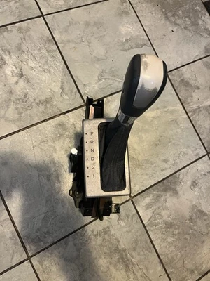 Conjunto selector de palanca de cambios de piso Lincoln Navigator 2003-2004 OEM Foto 1 de 4