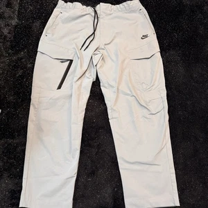 Nike Sportswear Tech Pack Utility Woven Pants Jogger DH3866 077 GREY Sz 38 - Picture 1 of 9