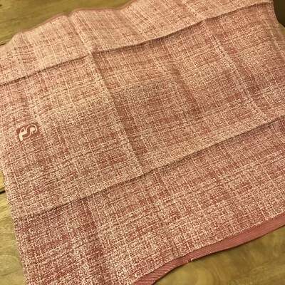 Tovaglioli In Tessuto Elaborato A Linee Irregolari Ottime Usate Poco - Immagine 1 di 4