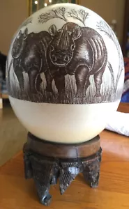 Hand Painted Ostrich Egg African Wildlife Rhinos + Stand - Scrimshaw - Picture 1 of 3