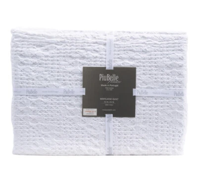PiuBelle Premiere Queen Coverlet Cotton White Portugal Matelasse Quilt Farmhouse - Image 1 of 4