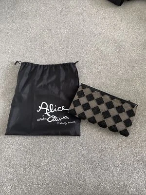 Bolso clutch Alice and Olivia de Stacey Bendet Me con cuentas Foto 1 de 4