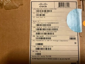 NEW Cisco 2911 Integrated Service Router w/patch panel, serial cables, - Photo 1/1