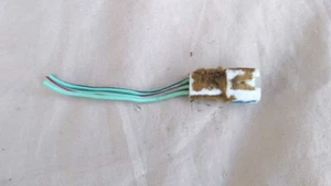 90 91 92 93 CONECTOR ALIMENTACIÓN ESPEJO RETROVISOR PUERTA TOYOTA CELICA - Imagen 1 de 5