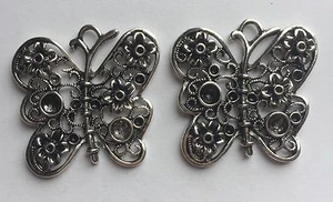 2 pieces - large butterfly pendant zinc alloy - 4.1cm x 4.1cm - Picture 1 of 4