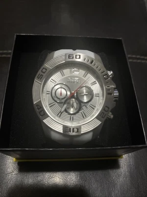 Reloj Hombre Invicta Pro Diver Movimiento Calibre VD53 100M Banda Blanca Agua 20295 Foto 1 de 4