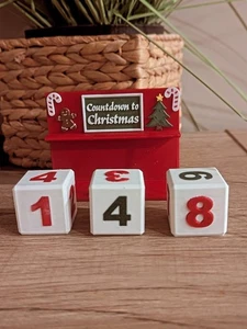 Christmas Advent Calendar 365 Days Capable Red, Green And White - Picture 1 of 6