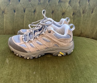 Merrell Women's Moab 3- Altitude SIZE 6 Waterproof Hiking Shoes Exellect Cond. - Image 1 of 4