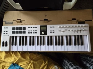 Arturia KeyLab Essential 49 mk3 49-Note MIDI Keyboard Controller - Picture 1 of 5