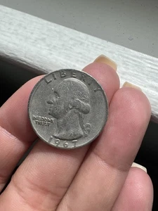 1967 Liberty Washington Quarter- (25cent) No Mint Mark Error - Picture 1 of 4