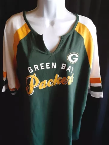 Green Bay Packers Women's NFL Team Apparel Plus Size Shirt 1X or 2X Cover