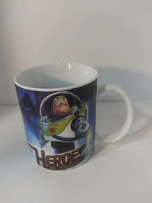 Taza de café de entrenamiento de héroes de Toy Story de Disney Buzz Lightyear Woody Rex se envía rápido Foto 1 de 4
