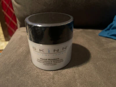 Skinn Dimitri James Hand Restore Anti-Aging Whitening Hand Cream 2oz -New Sealed - Imagem 1 de 4