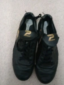 Patrick Astro Stud Fußballschuhe, Junior Uk Größe 5 UK, schwarz und gold - Bild 1 von 8