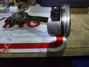 !Piston only! OEM Connecting Rod bend Standard From 2005 Honda Civic  1.3 Hybrid - Picture 1 of 6