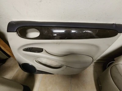 1998 1999 2000 2001 2002 年 2003 年 JAGUAR XJR 右后门板 — 第 1/2 张图片