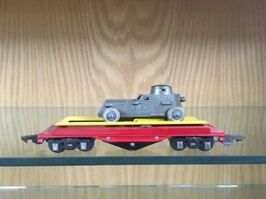American Flyer O Gauge 472 Flat Car with Tootsie Toy Armored Car EX - Picture 1 of 12