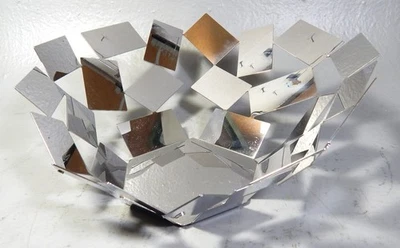 ALESSI - wunderschöne Vintage-Obstschale, verchromte Metallplättchen ca. 36x41cm - Bild 1 von 4