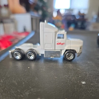 Vintage Kelloggs 1991 Matchbox Ford Aeromax Semi CAB ONLY - Image 1 of 4