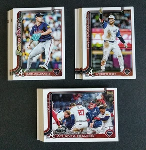 2025 Topps ~ Juego de 38 cartas del equipo Atlanta Braves ~ Serie 1 y 2 con LLs y actualización - Imagen 1 de 4