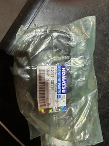 Komatsu SNAP RING - 04071-00110 set of 8 NEW - Picture 1 of 1