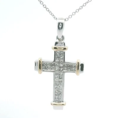 Cruz de diamantes LeVian de oro de 14 quilates de 2 tonos con cadena de 16" blanca y amarilla precio de venta sugerido por el fabricante $2,600 Foto 1 de 4