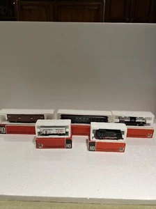 Vintage Jouef HO Scale French 708 Locomotive & Train Lot - Picture 1 of 12